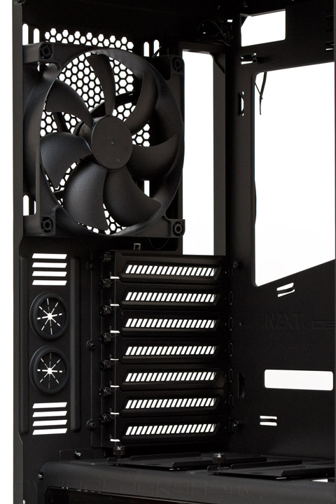 NZXT H440 – Designed by Razer