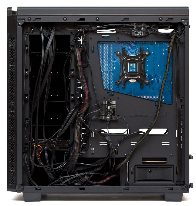 NZXT H440 – Designed by Razer