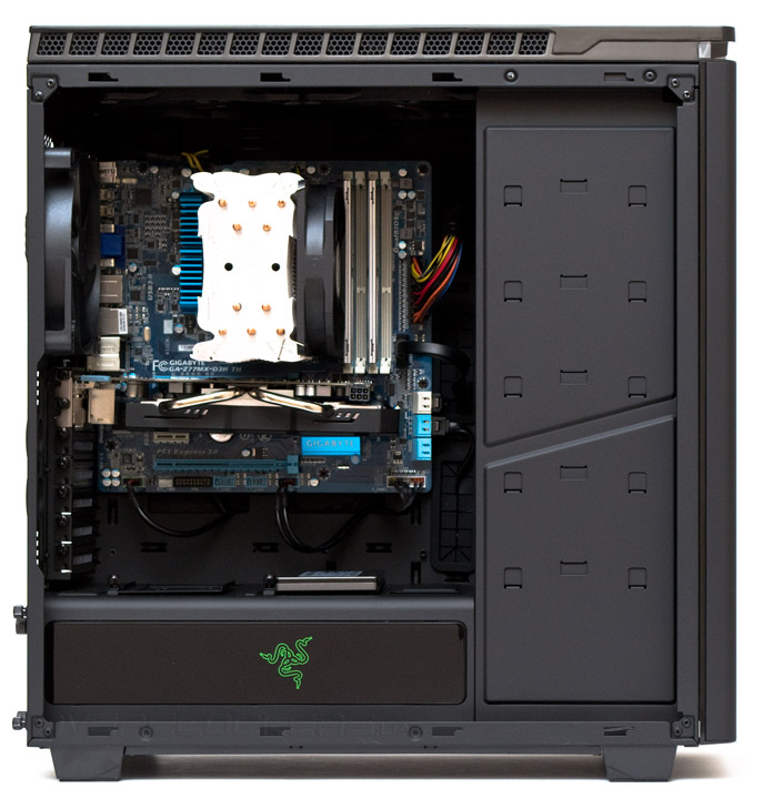 NZXT H440 – Designed by Razer