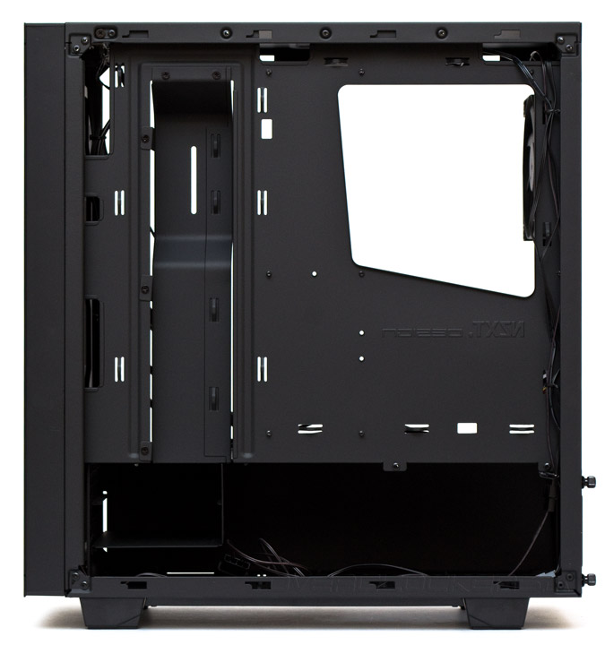 NZXT S340 – Designed by Razer