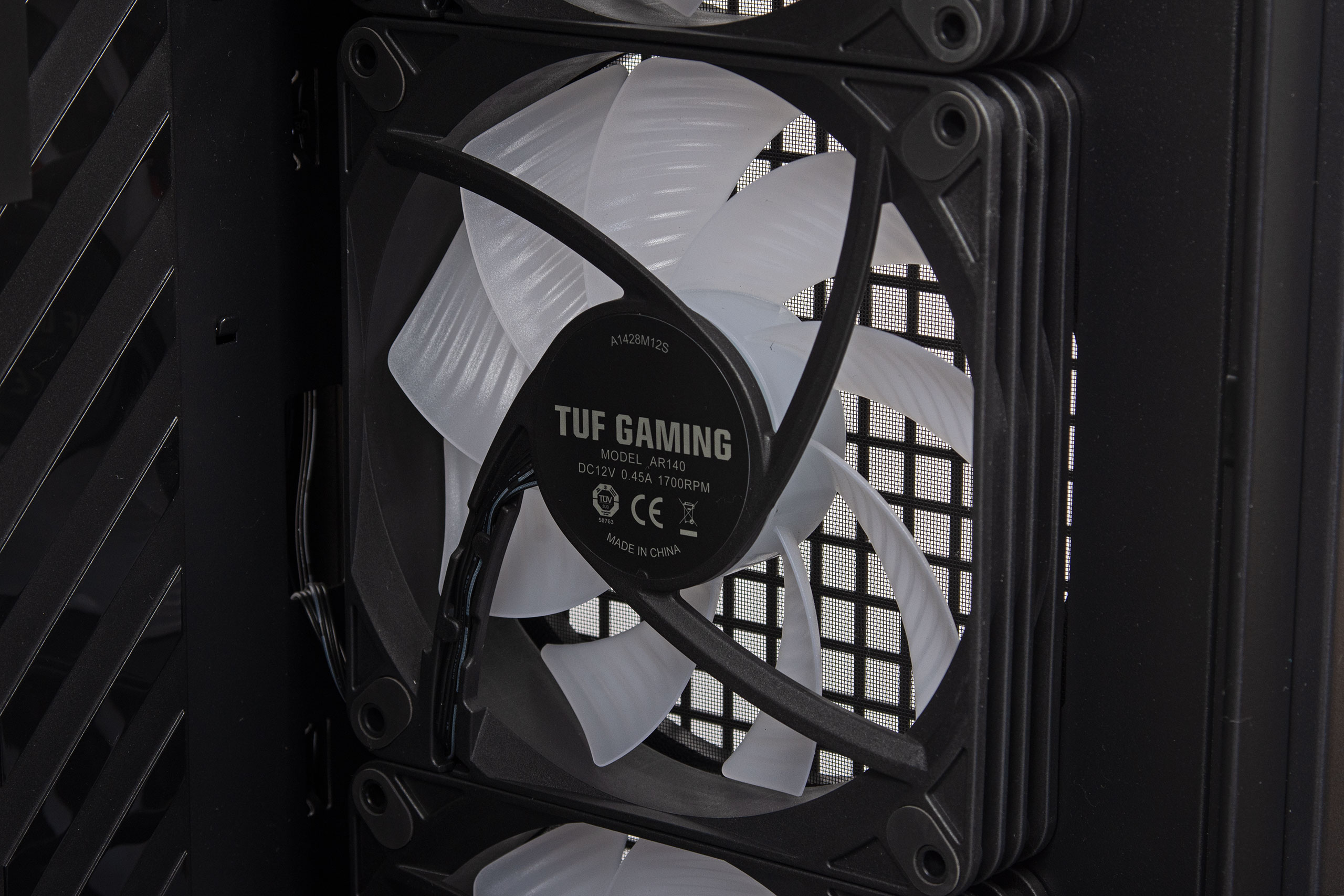 Огляд корпусу ASUS TUF Gaming GT302 ARGB формату BTF Edition