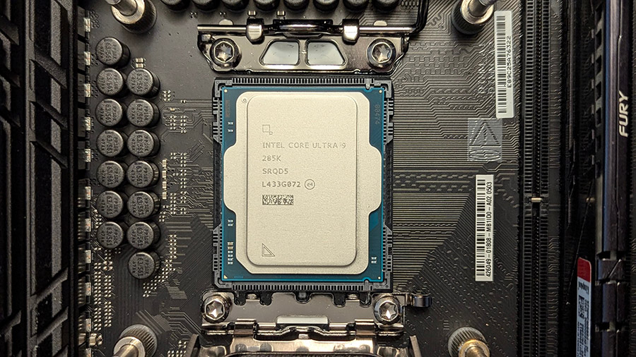 Огляд та тестування процесору Intel Core Ultra 9 285K та платформи LGA 1851. Плиточник, що зробив крок у бік