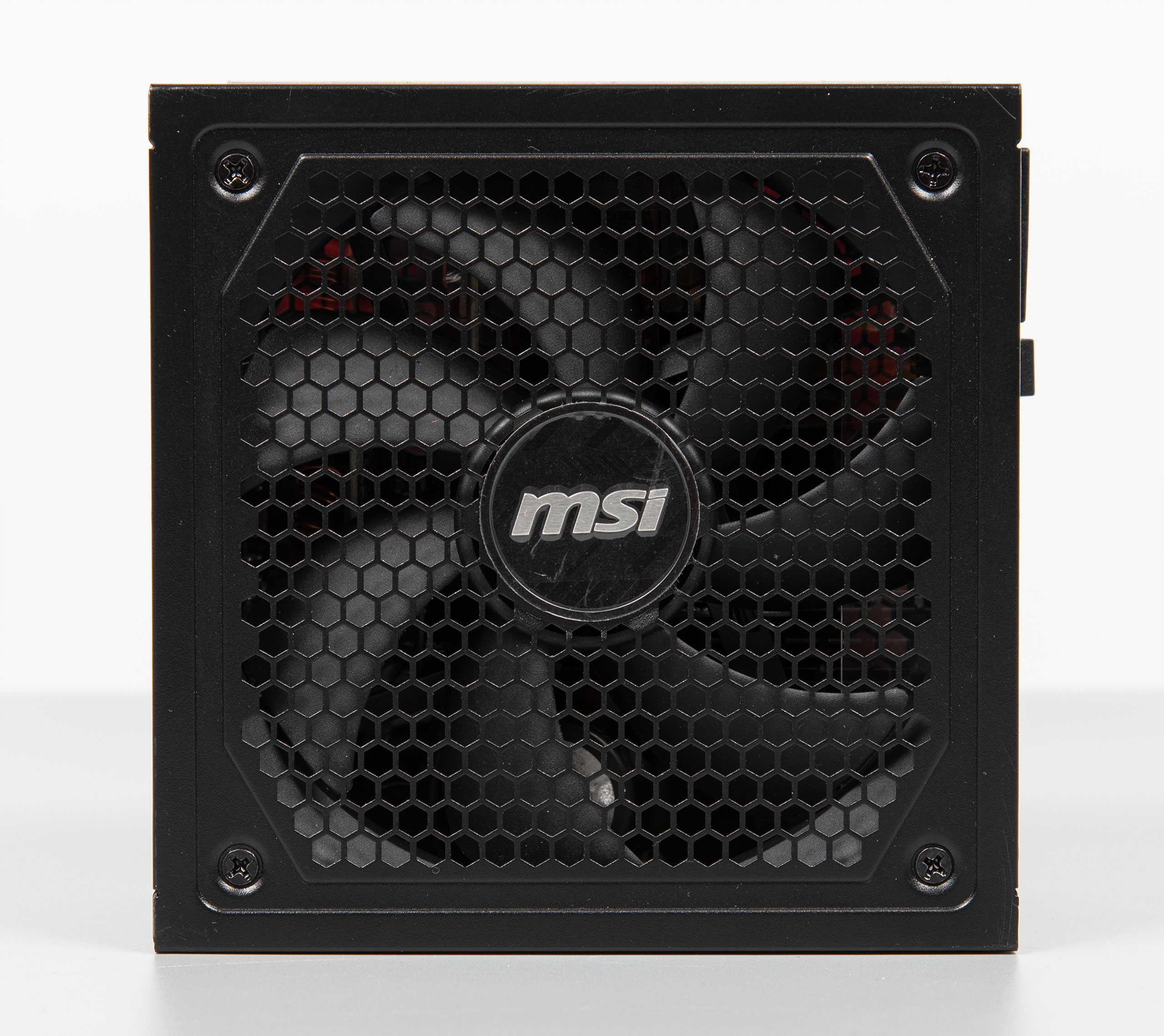 Обзор блока питания MSI MAG A1250GL PCIE5 с «золотым» сертификатом и мощностью 1250 Вт