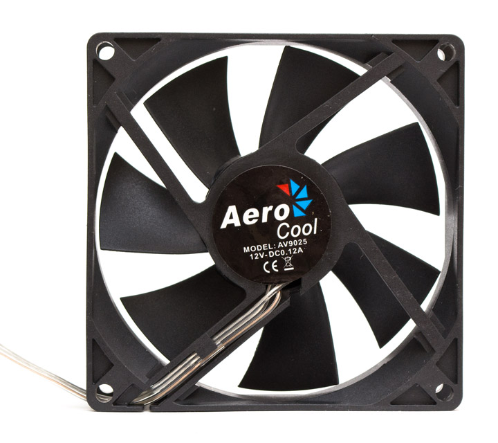 Aerocool Dark Force и Lightning