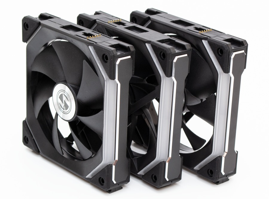 Lian Li UNI Fan SL120 (UF-SL120-3B)