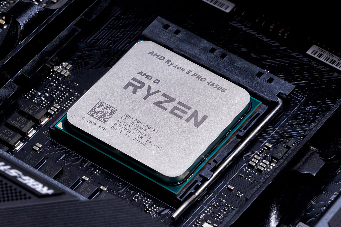 AMD RYZEN5 PRO 4650G