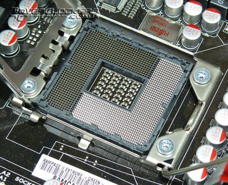 Socket LGA1366