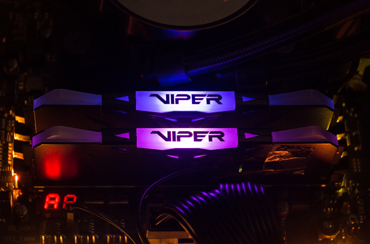 Patriot Viper RGB PVR416G320C6K