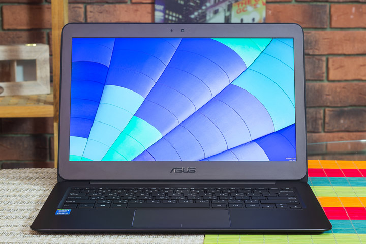 ASUS Zenbook UX305FA