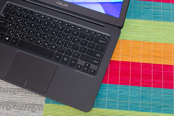 ASUS Zenbook UX305FA