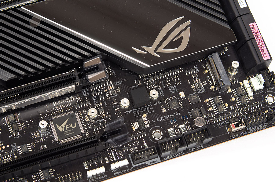 ASUS ROG Crosshair VIII Dark Hero