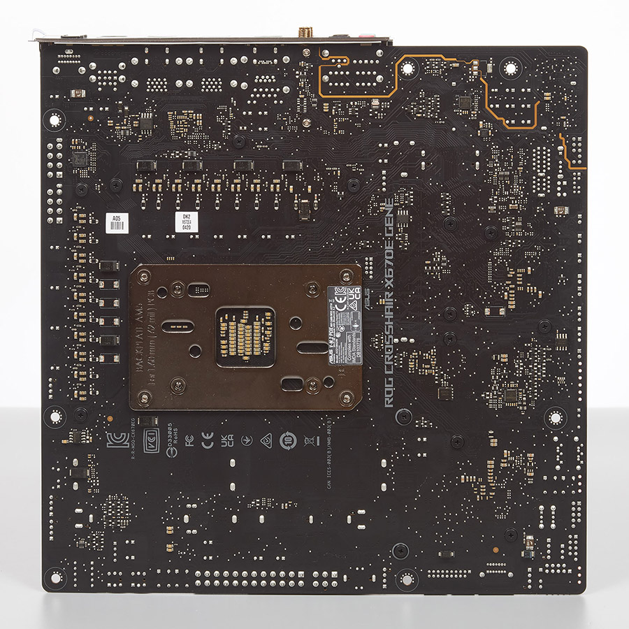 ASUS ROG Crosshair X670E Gene