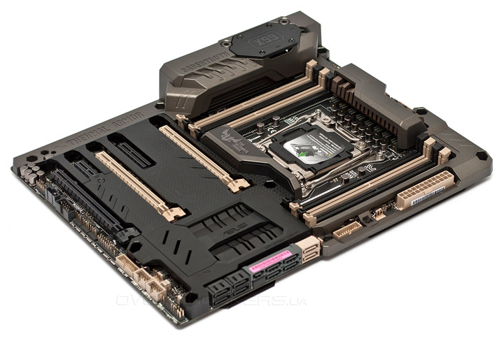 ASUS Sabertooth X99