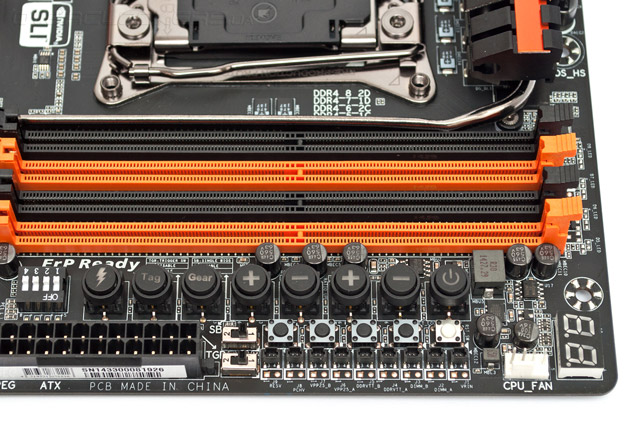 Gigabyte GA-X99-SOC Force