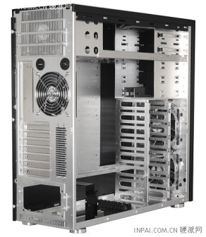 Корпус Lian Li PC-A70F