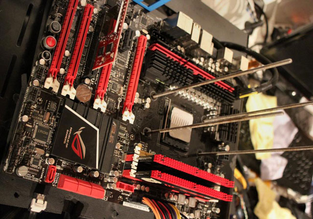 Процессор AMD FX-8350 прошел тест SuperPi 32M на частоте 8 ГГц