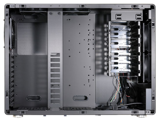 Корпус Lian Li PC-V750