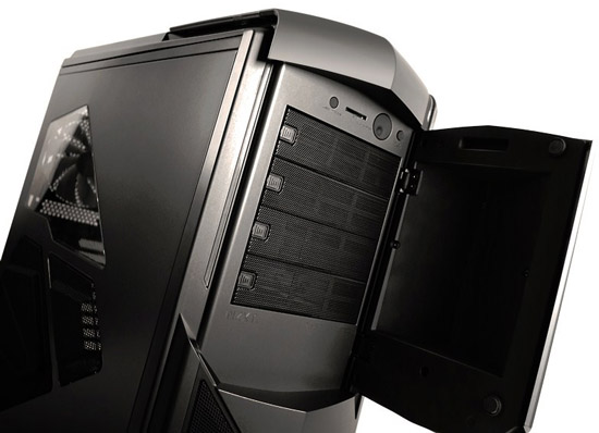 Корпус NZXT Phantom 820