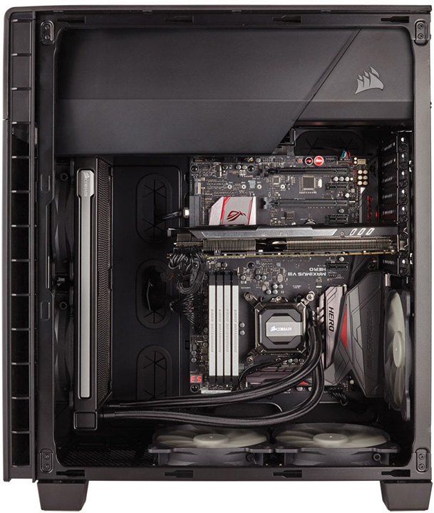 Full-Tower корпус Corsair Carbide 600