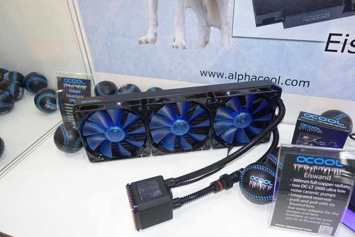 система водяного охлаждения с замкнутым контуром Alphacool Eisbaer 360