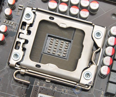 LGA 1366