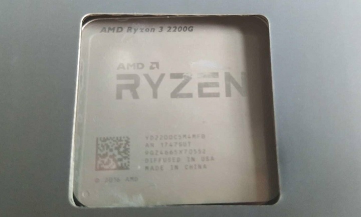 AMD Ryzen 3 2200G