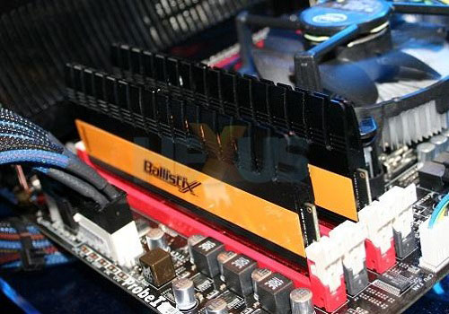 память Crucial Ballistix DDR3