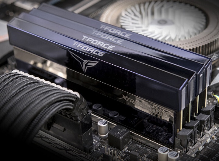 Team Group T-Force Xtreem ARGB DDR4