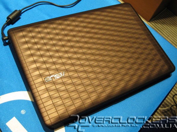 нетбук ASUS Eee PC 1008P (Seashell Karim Rashid Collection)