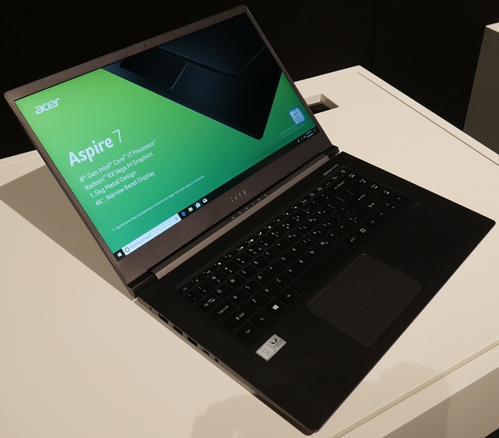 Acer Aspire 7