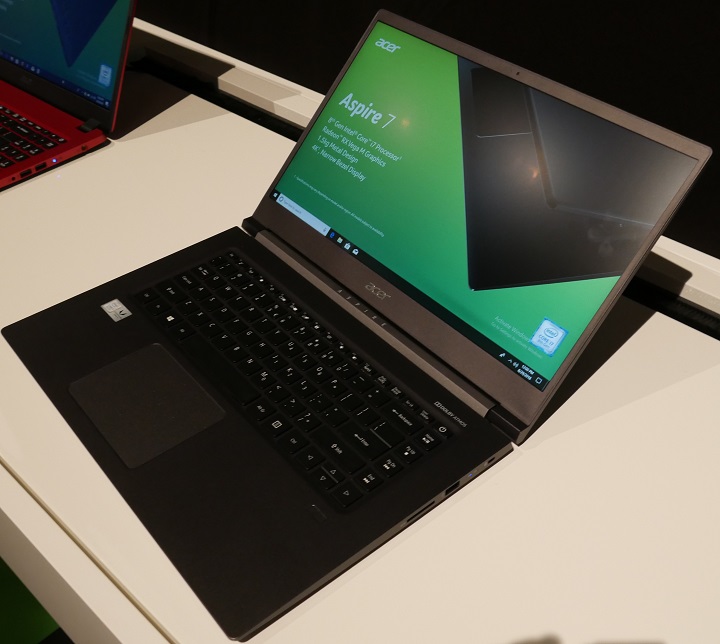 Acer Aspire 7