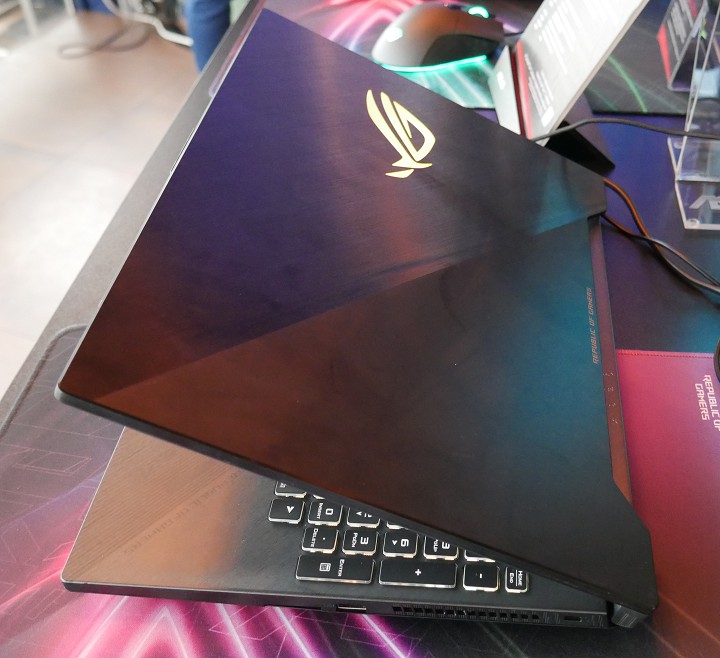 ASUS ROG Strix Hero II