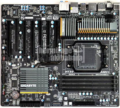 Материнская плата Gigabyte GA-990FXA-UD7