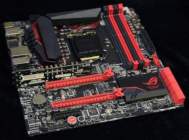 Материнская плата Asus Maximus VII Gene