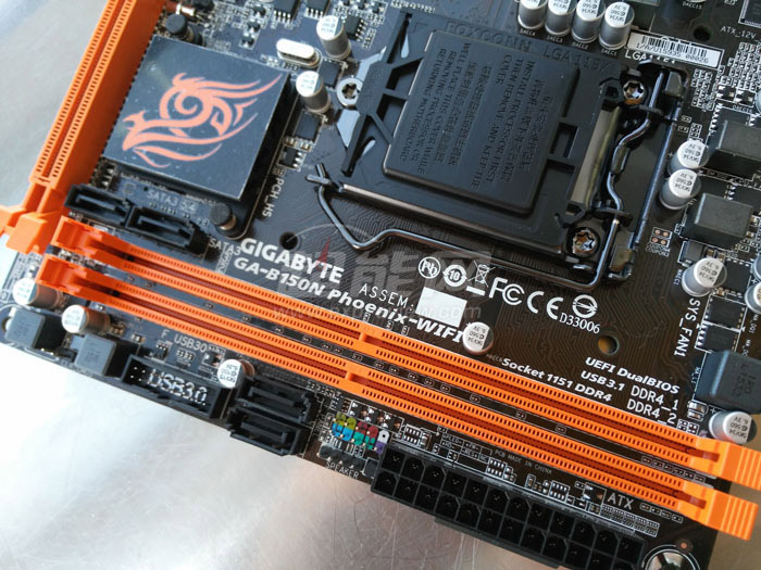 Материнская плата Gigabyte GA-B150N Phoenix-WiFi