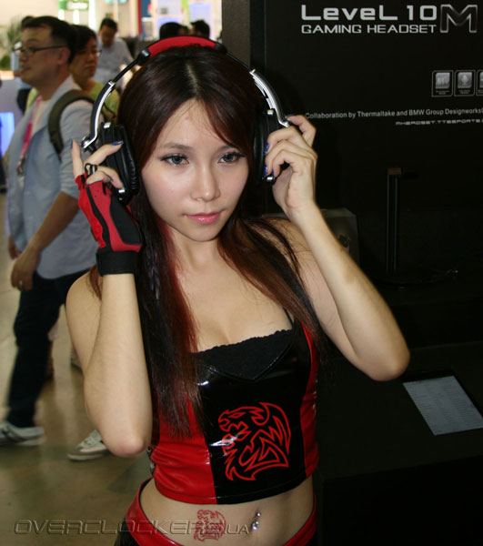 Лучшие девушки Computex 2013