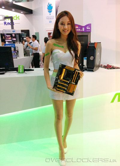 Красивые девушки Computex 2014