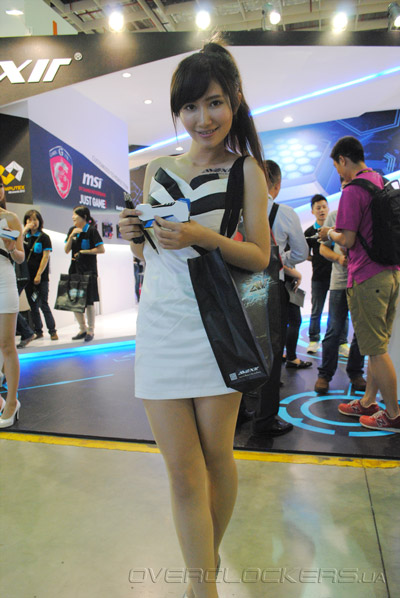 Красивые девушки Computex 2014