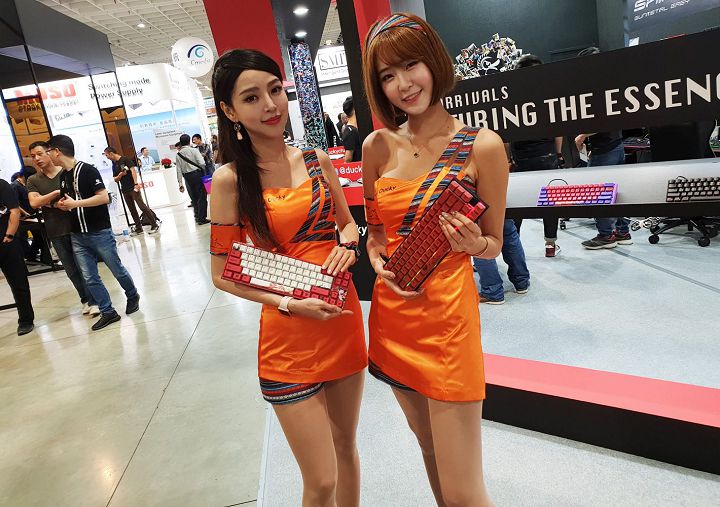 Девушки Computex 2019