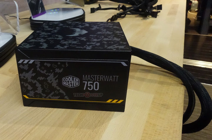 блоки питания Cooler Master MasterWatt V и MasterWatt Maker