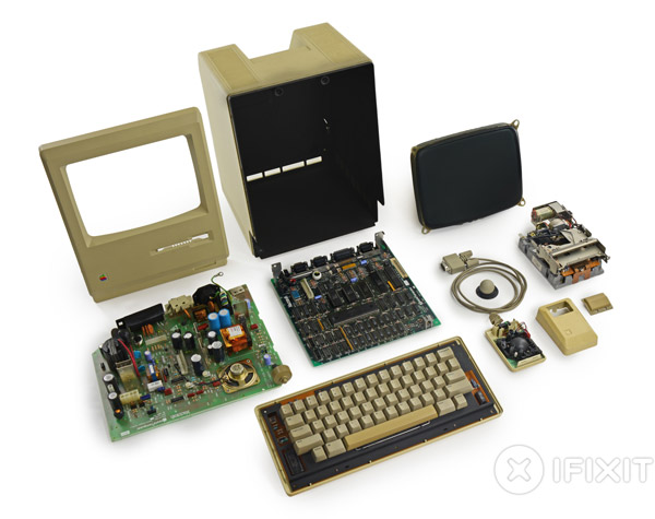 Моноблок Macintosh 128K