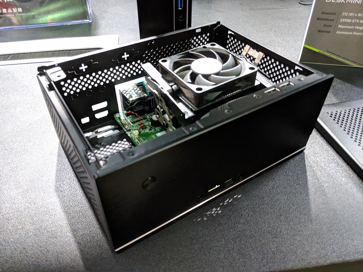 ASRock DeskMini