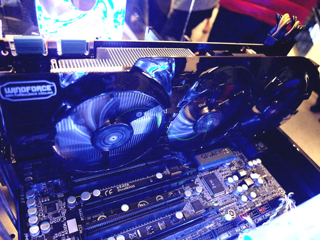 Видеокарта Gigabyte GeForce GTX Titan WindForce 3X