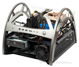 Antec Skeleton