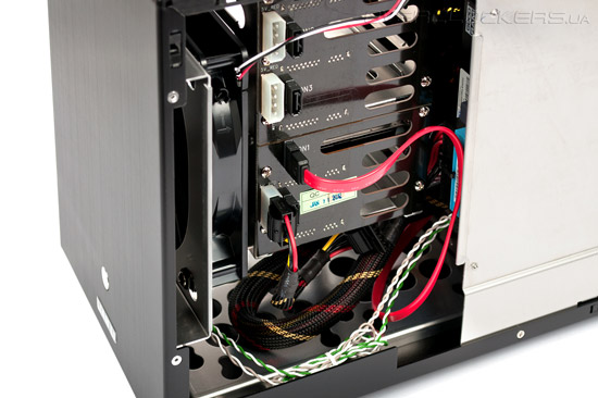 Lian-Li PC-Q25