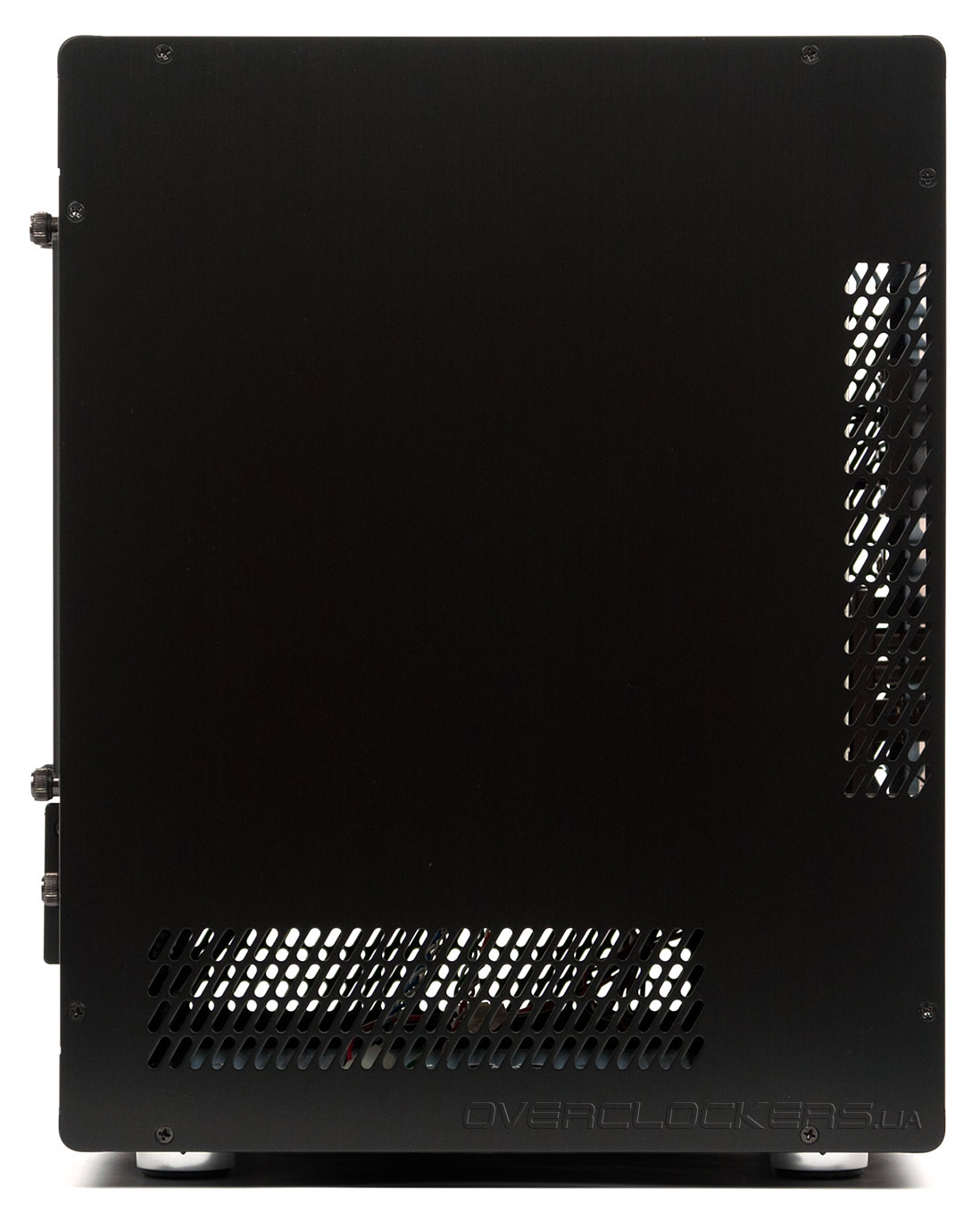 Starshij Brat Obzor Korpusa Lian Li Pc Q11 Overclockers Ua