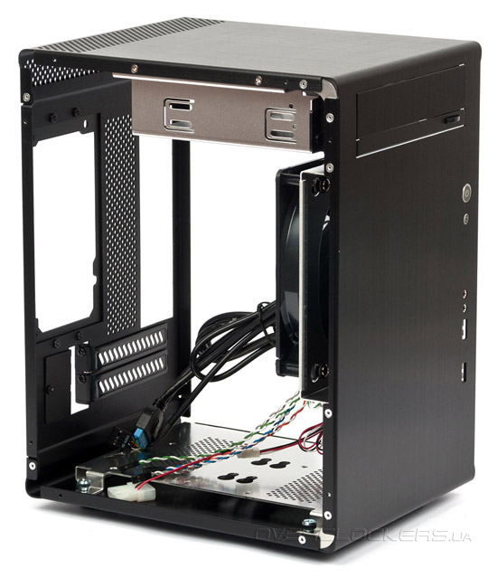 Lian Li PC-Q11