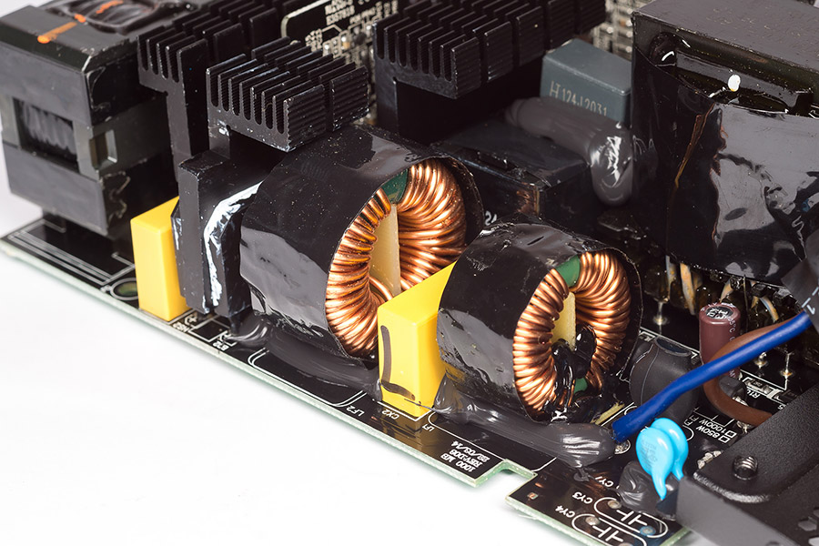 最新品在庫MSI MPG A1000G PCIE5 12VHPWR規格対応 CPU